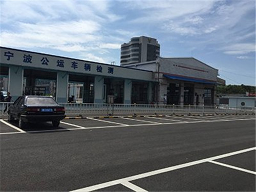 交警大队：车子没年检可以上高速吗