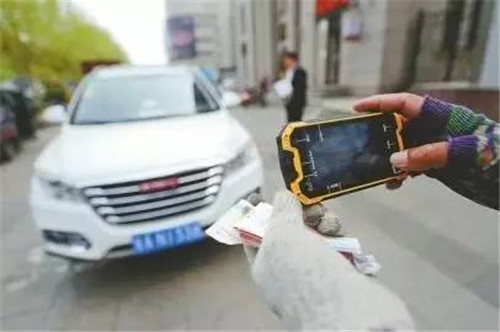 交警：二手车过户需要年检吗